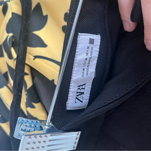 Zara Black Flare Pant - Picture 4 of 4